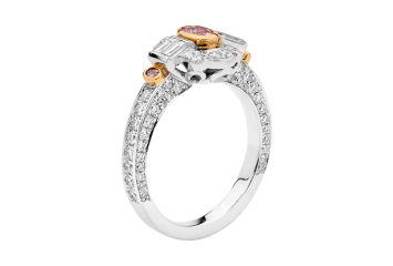 Oval brilliant cut and baguettes cut diamond ring available in platinum or rose gold. Available in White Gold, Yellow Gold, Rose Gold or Platinum