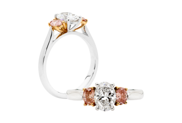 Oval brilliant cut Trilogy ring available in white or rose gold. Available in White Gold, Yellow Gold, Rose Gold or Platinum